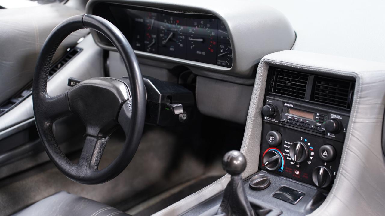 1981 DeLorean DMC-12