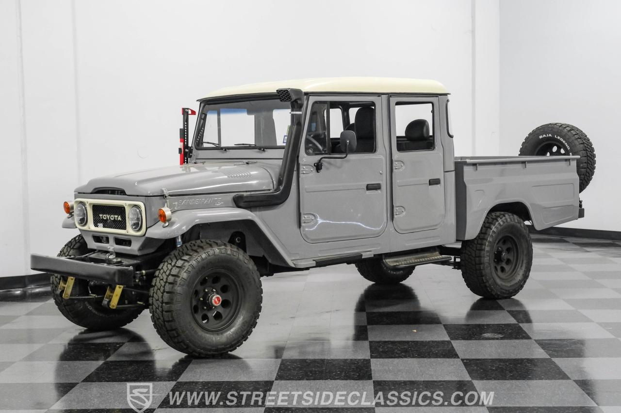 1993 Toyota FJ45 Bandeirante Custom Pickup