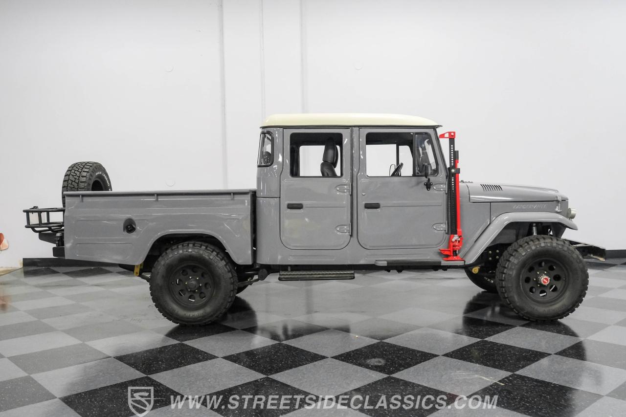 1993 Toyota FJ45 Bandeirante Custom Pickup