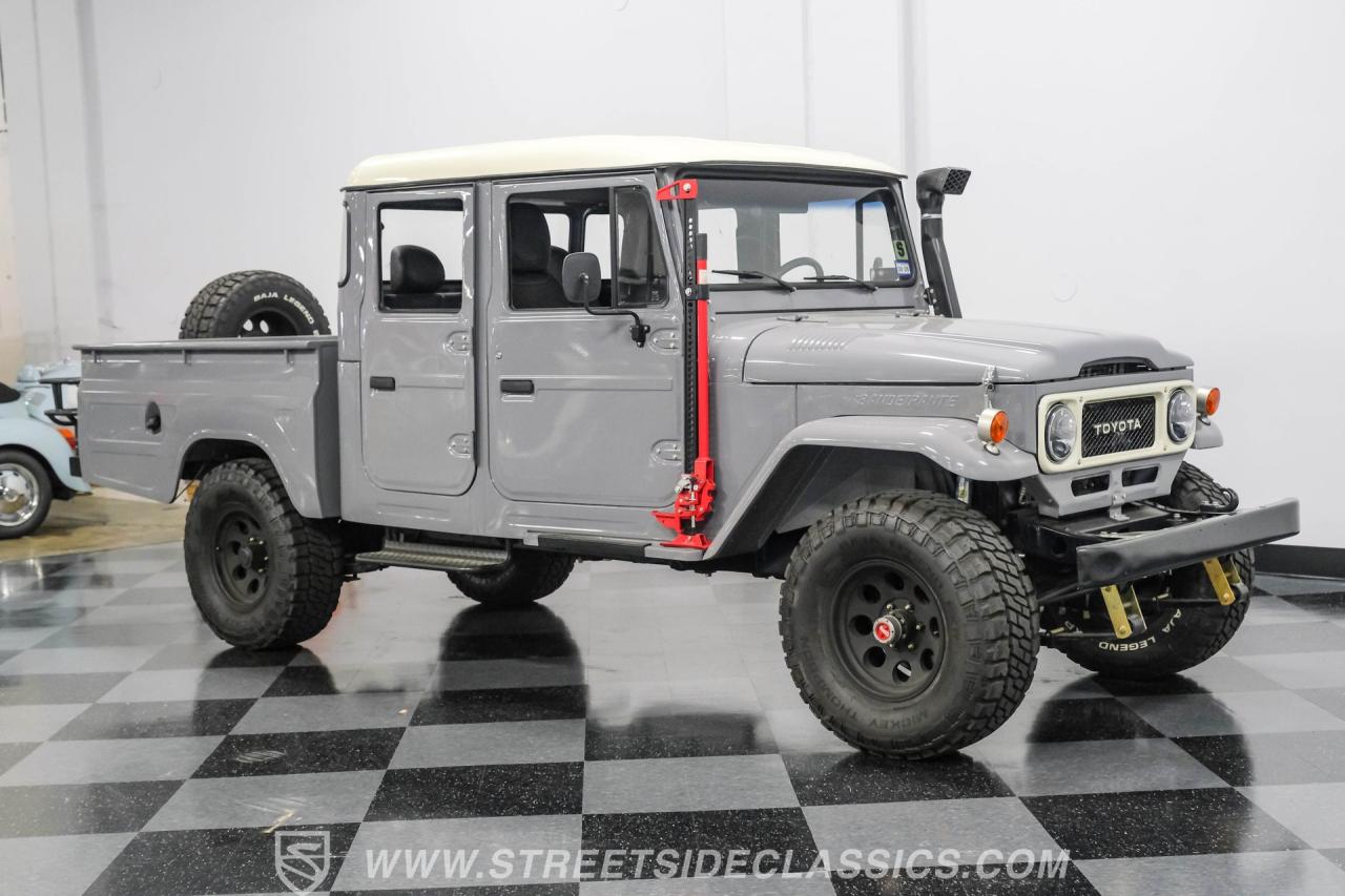 1993 Toyota FJ45 Bandeirante Custom Pickup