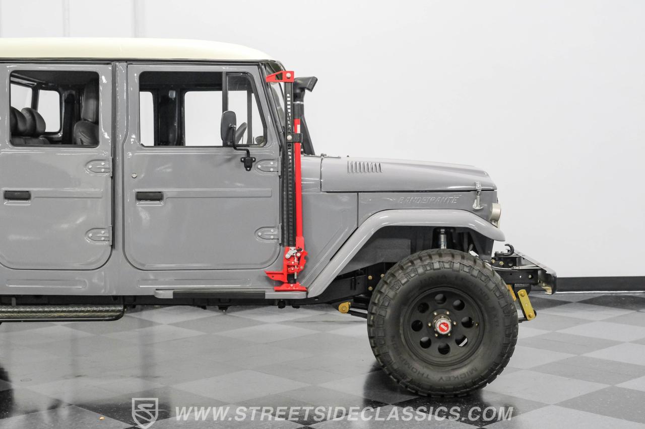 1993 Toyota FJ45 Bandeirante Custom Pickup
