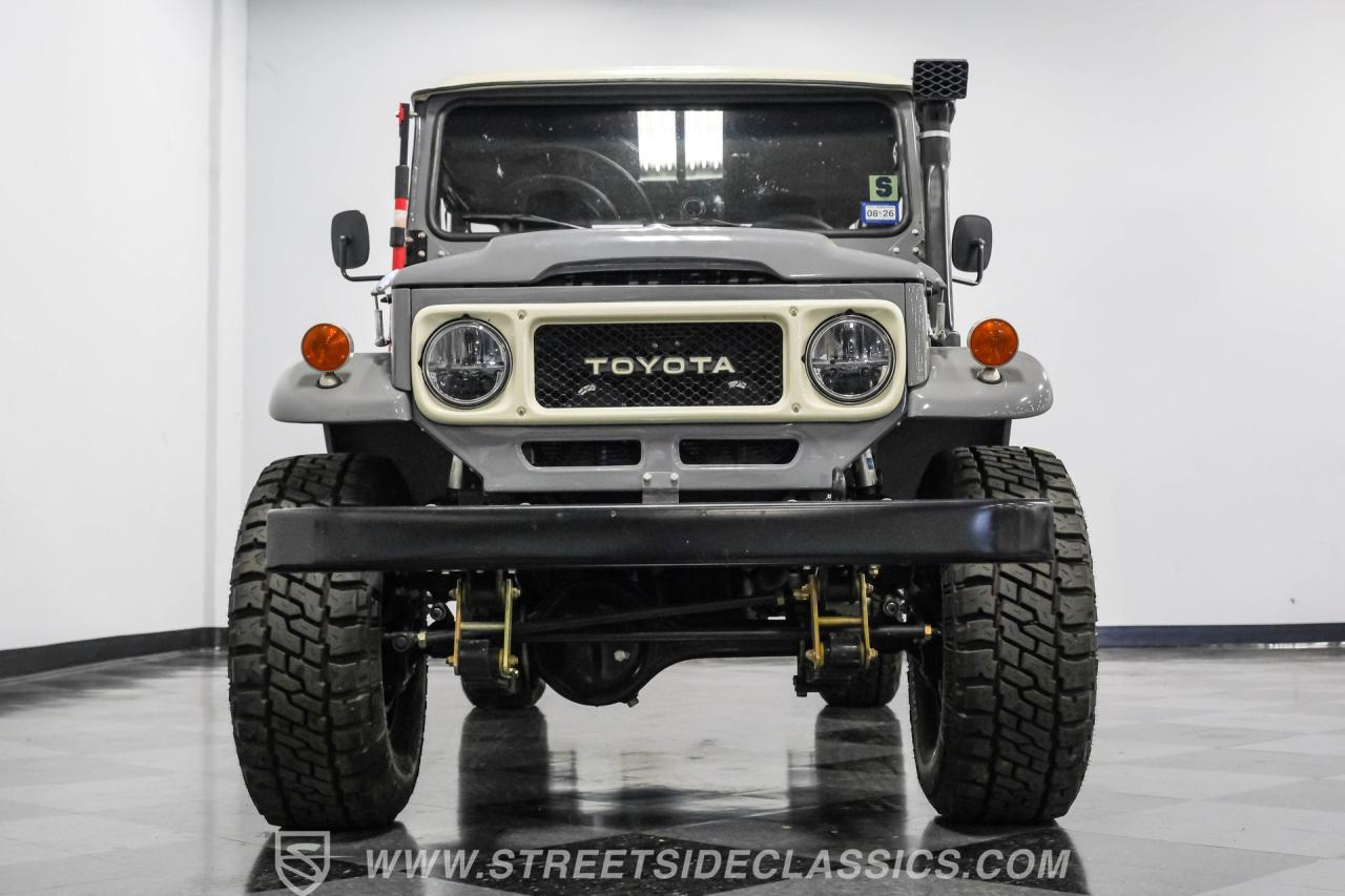 1993 Toyota FJ45 Bandeirante Custom Pickup