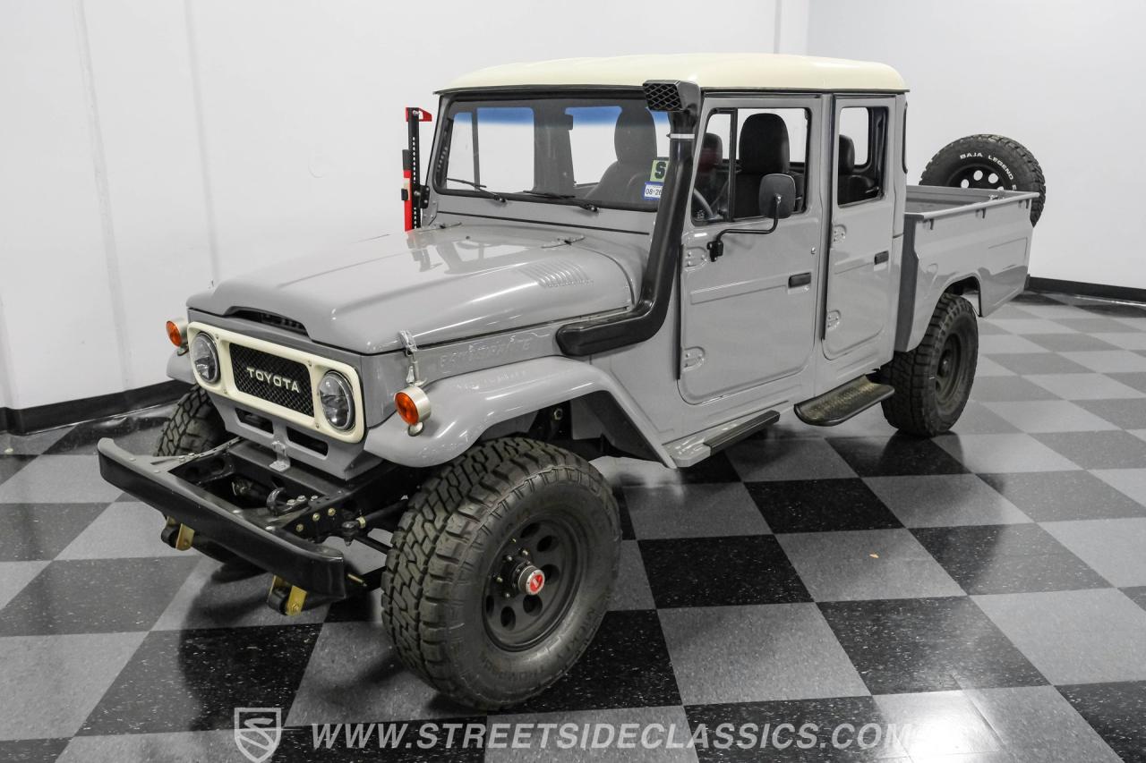 1993 Toyota FJ45 Bandeirante Custom Pickup