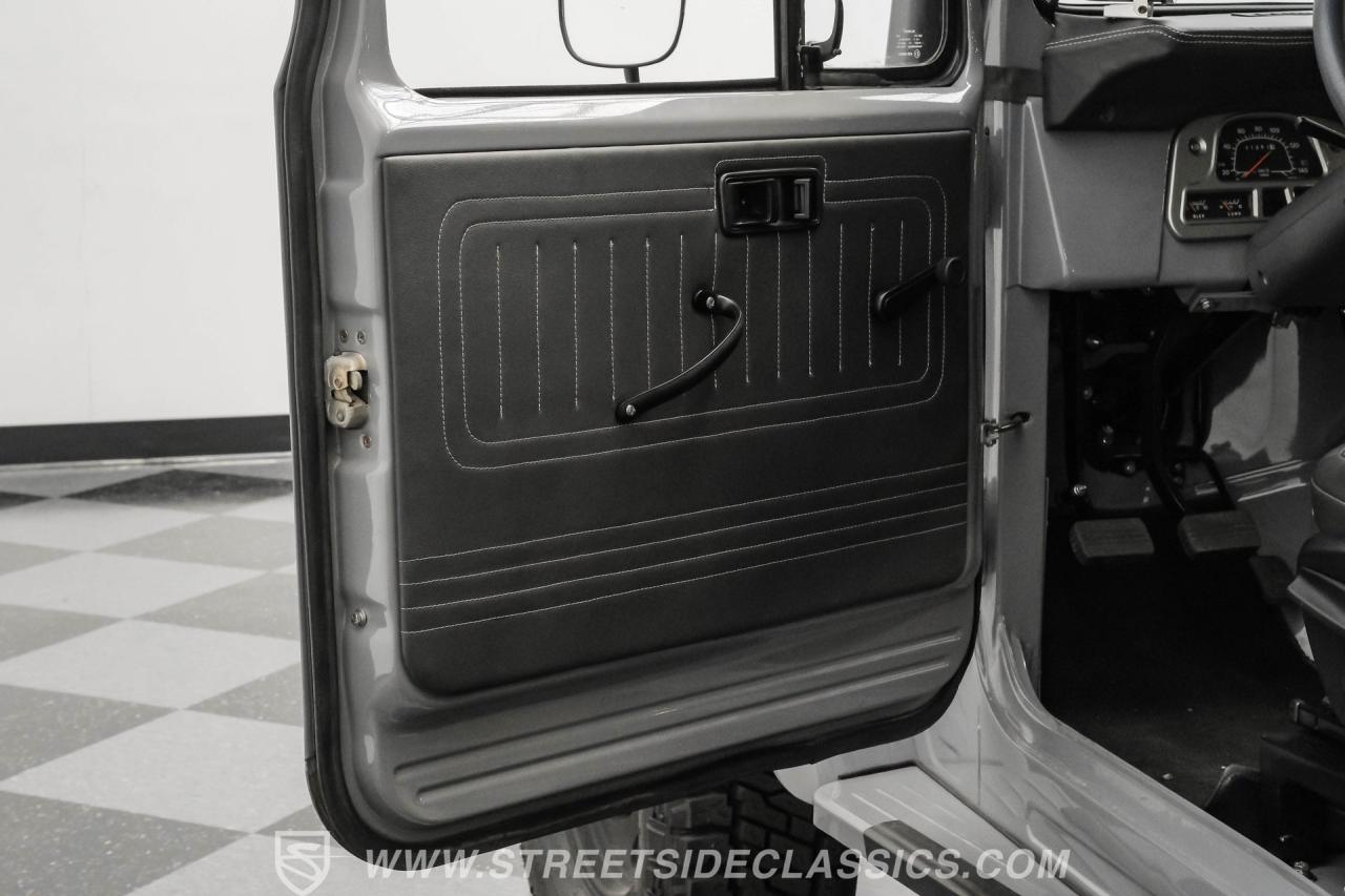 1993 Toyota FJ45 Bandeirante Custom Pickup