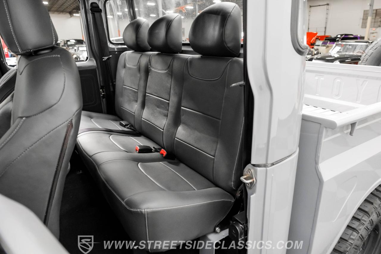 1993 Toyota FJ45 Bandeirante Custom Pickup