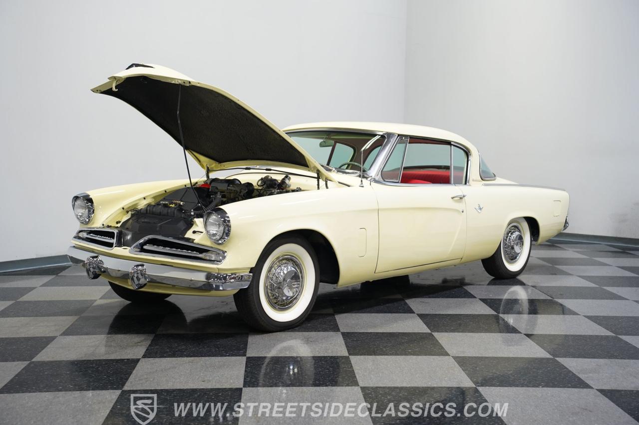 1953 Studebaker Commander Regal Starliner
