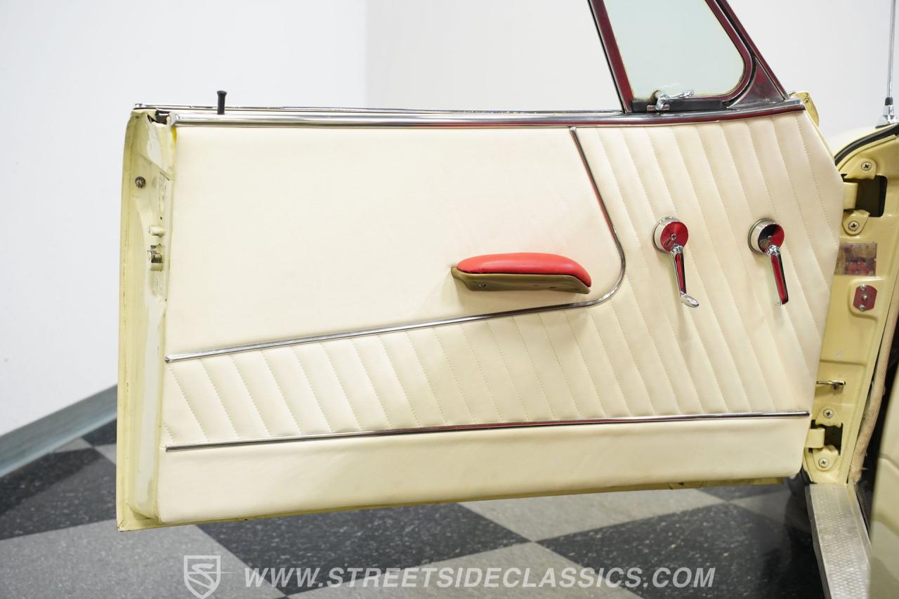 1953 Studebaker Commander Regal Starliner