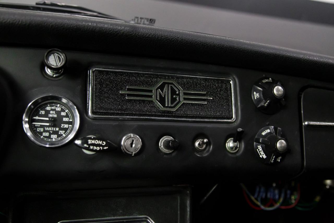 1967 MG MGB GT
