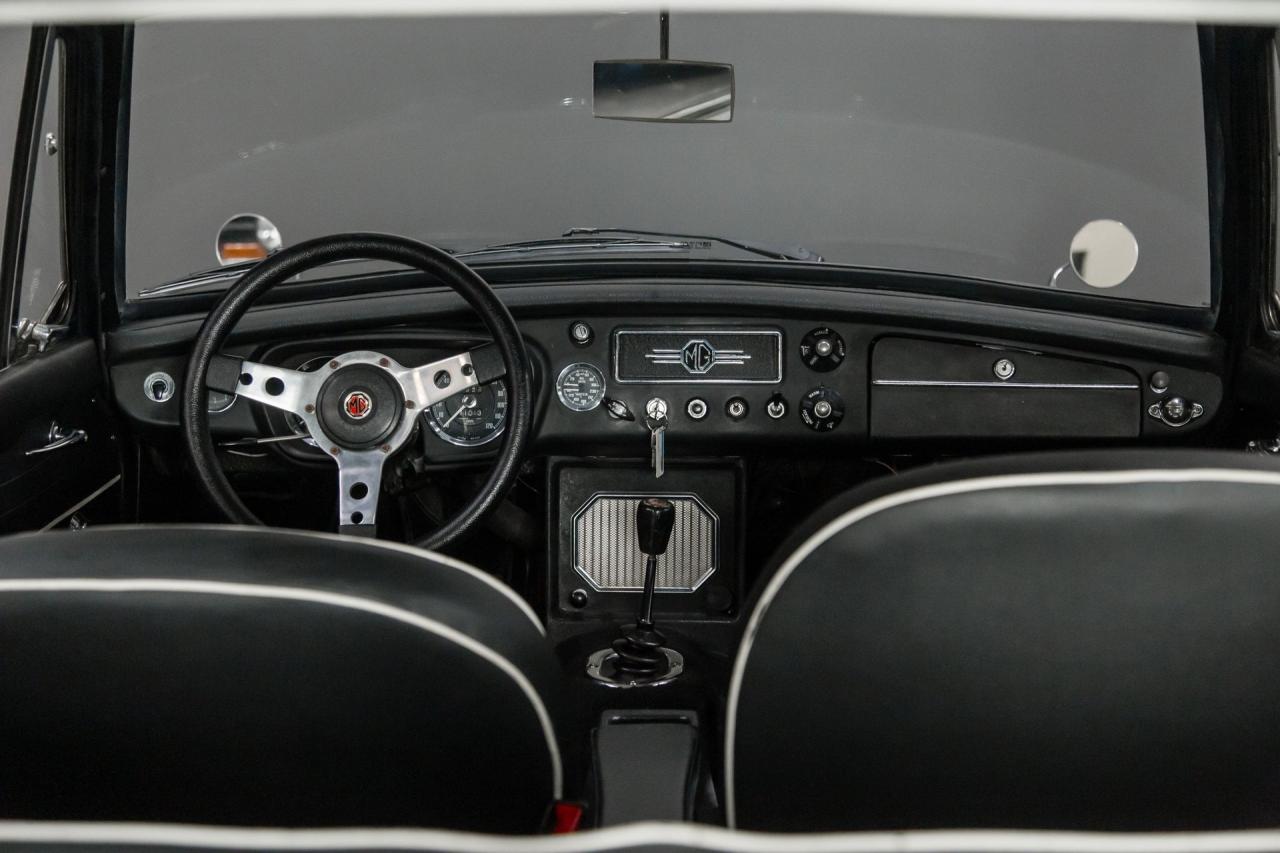 1967 MG MGB GT