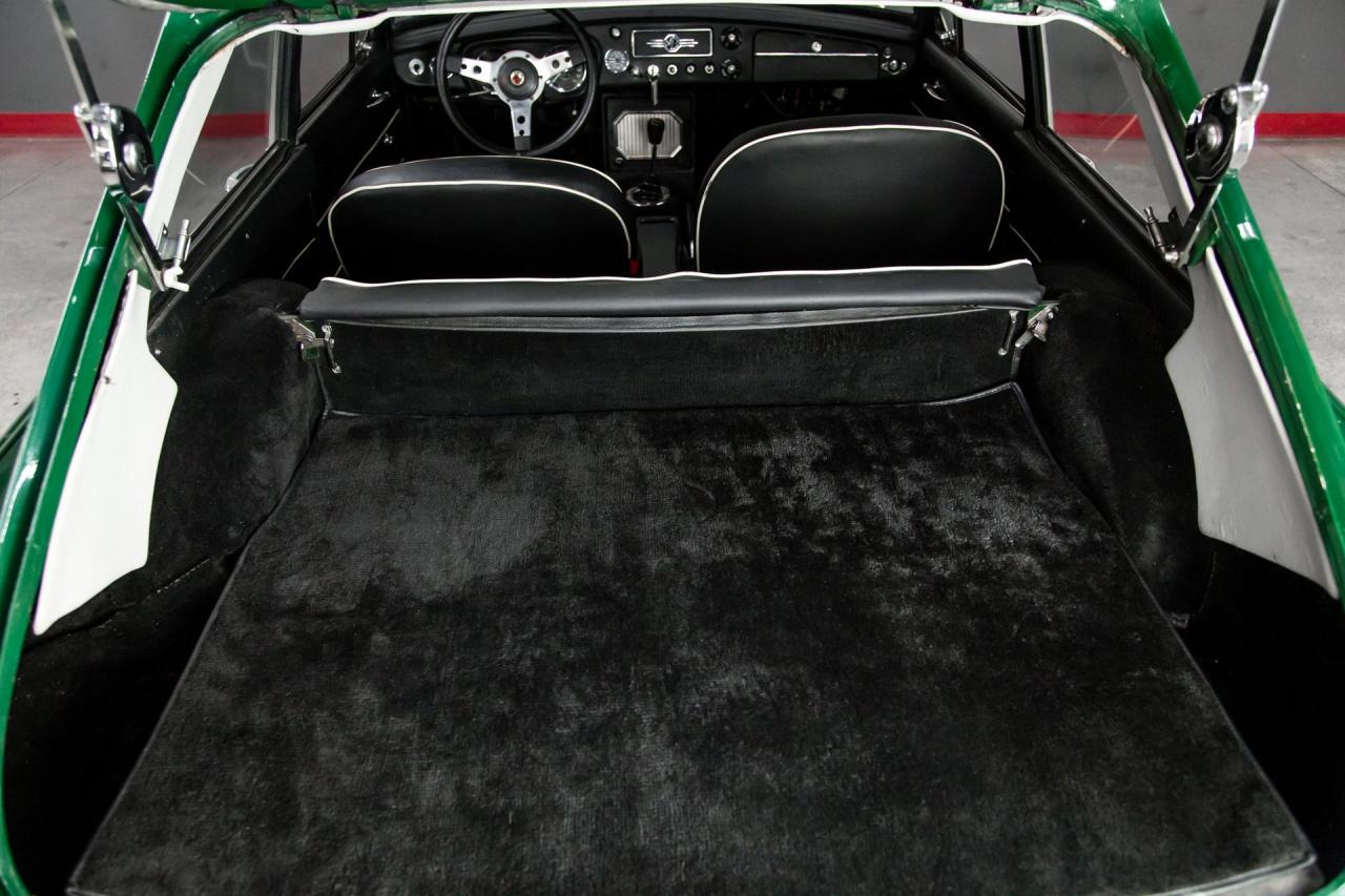 1967 MG MGB GT