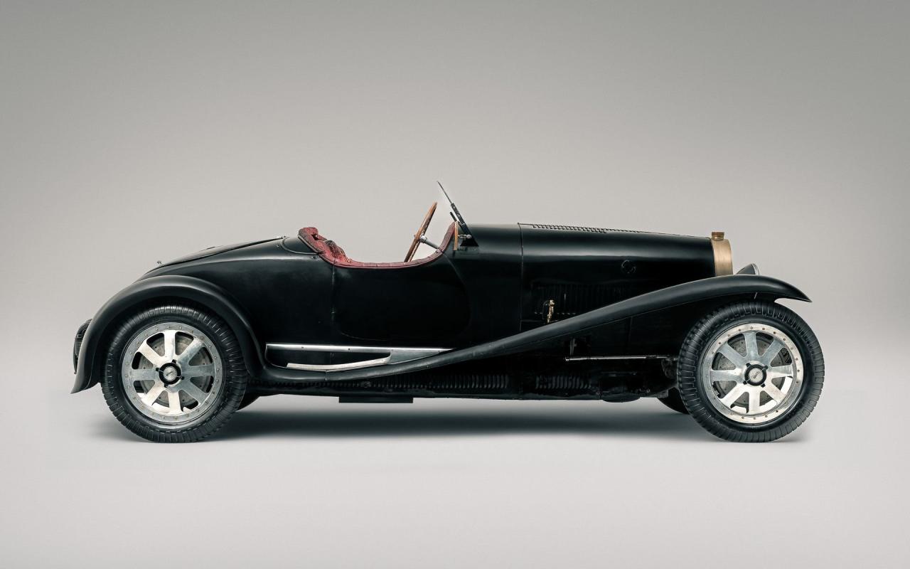 1929 Bugatti Type 43 Roadster by Eug&egrave;ne Matthys