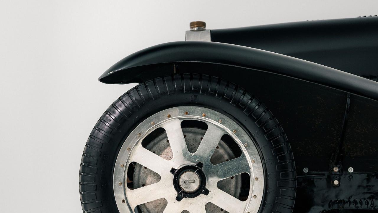 1929 Bugatti Type 43 Roadster by Eug&egrave;ne Matthys