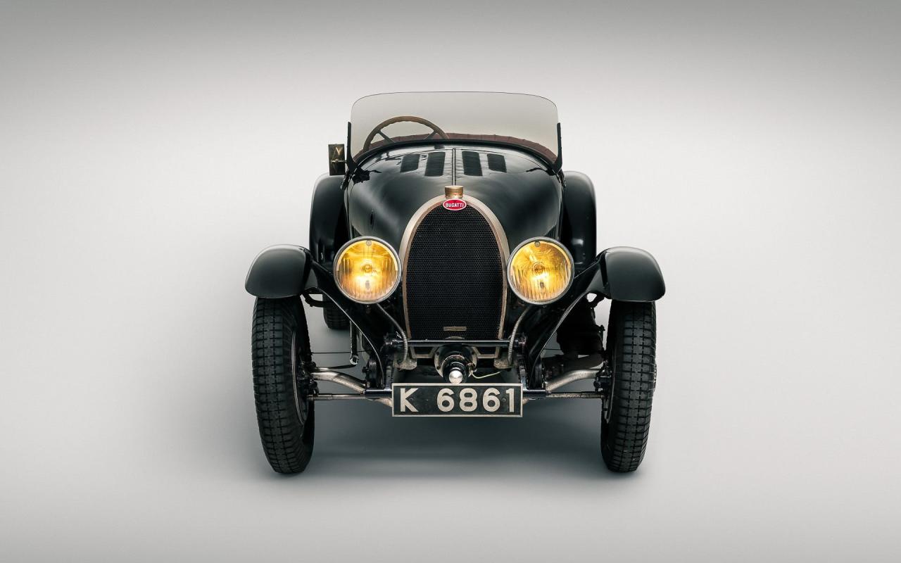1929 Bugatti Type 43 Roadster by Eug&egrave;ne Matthys