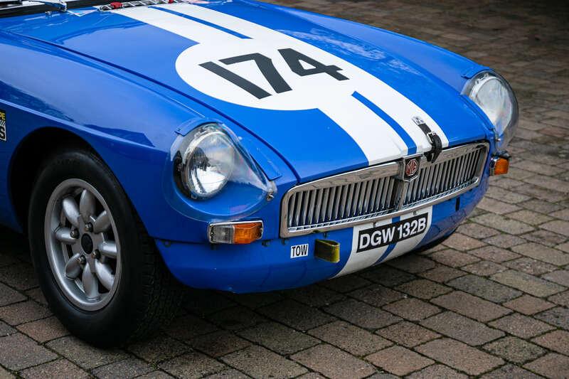 1964 MG B RACE CAR