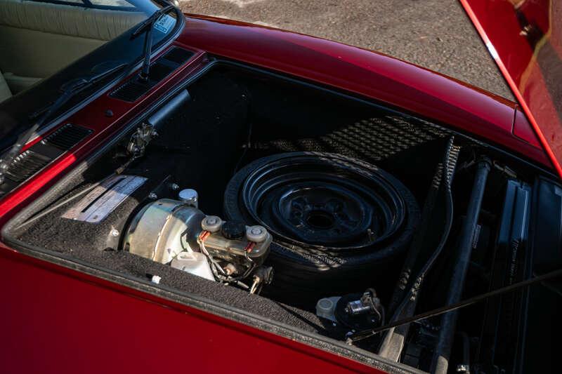 1984 De Tomaso PANTERA GT5