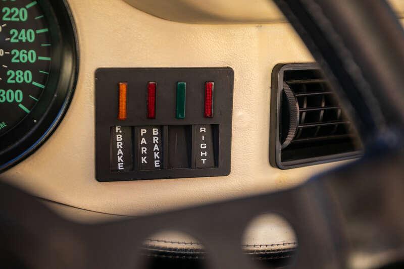 1984 De Tomaso PANTERA GT5