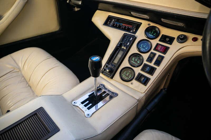 1984 De Tomaso PANTERA GT5