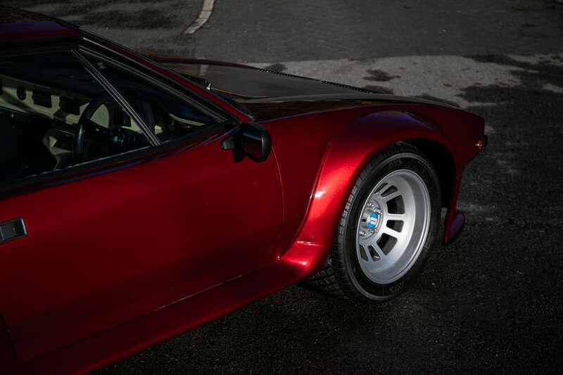 1984 De Tomaso PANTERA GT5