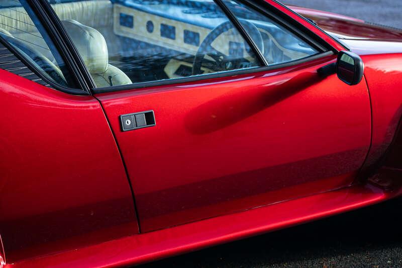 1984 De Tomaso PANTERA GT5