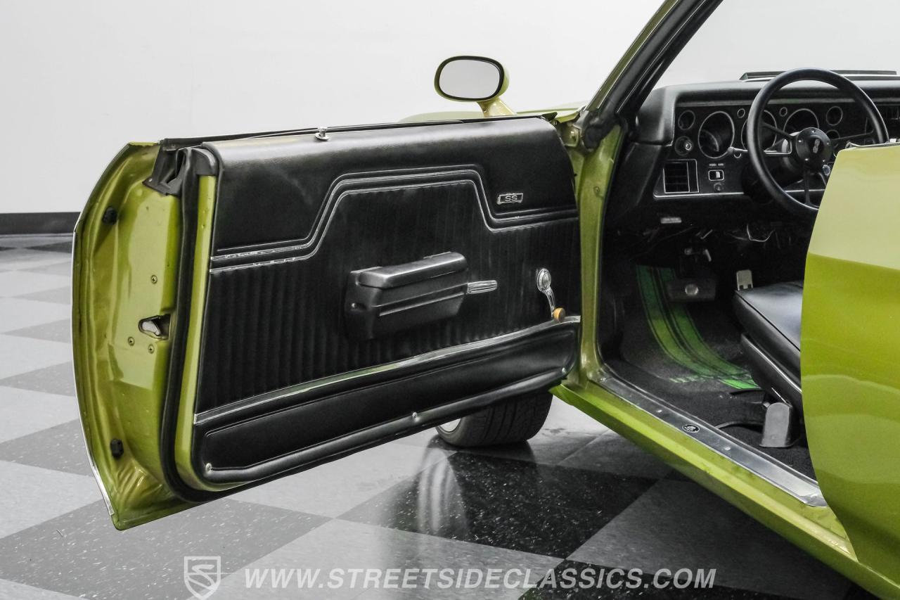 1972 Chevrolet Chevelle SS Tribute Restomod