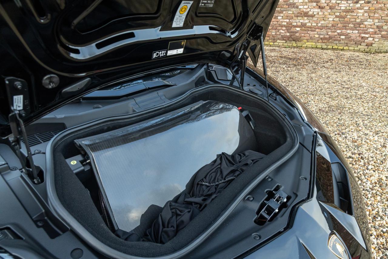 2020 Lamborghini Aventador SVJ Roadster &ldquo;Ad Personam&rdquo;