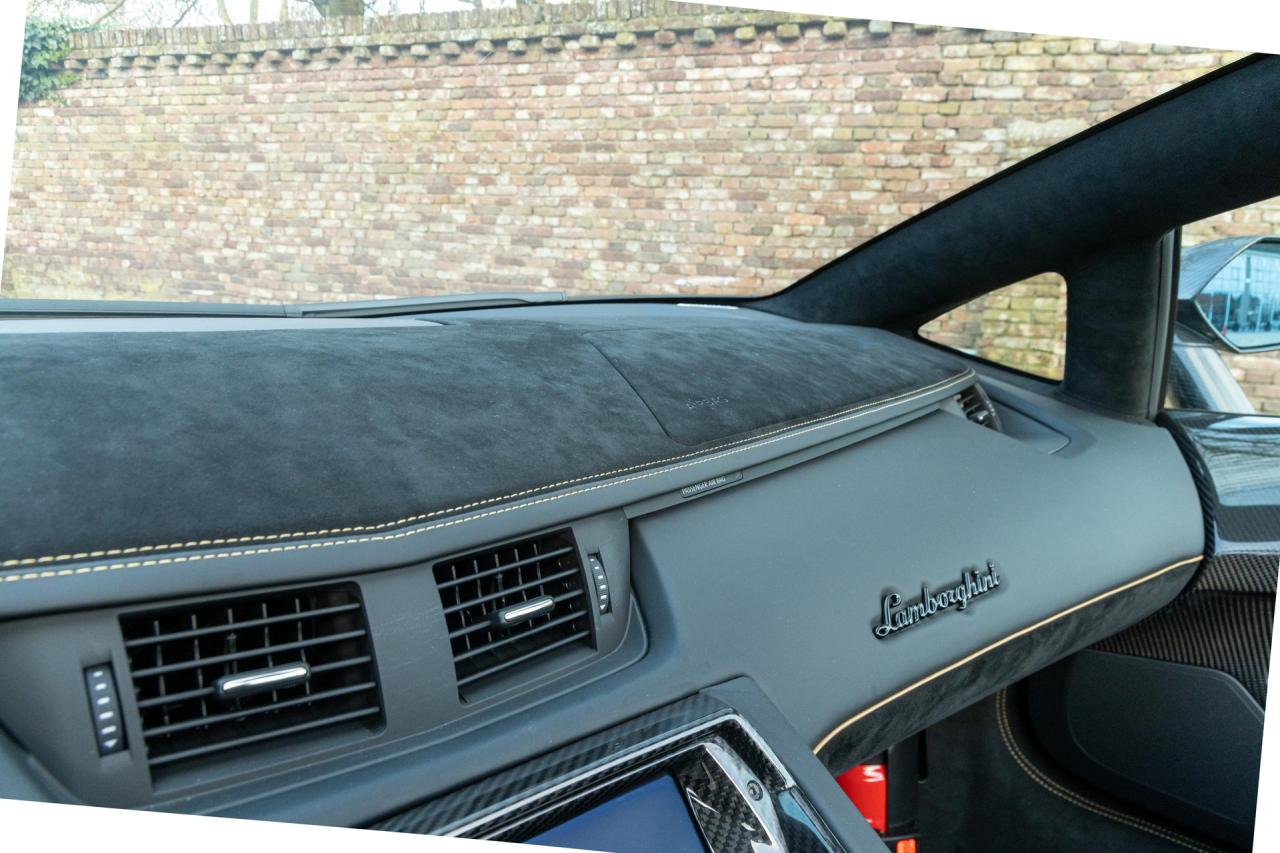 2020 Lamborghini Aventador SVJ Roadster &ldquo;Ad Personam&rdquo;