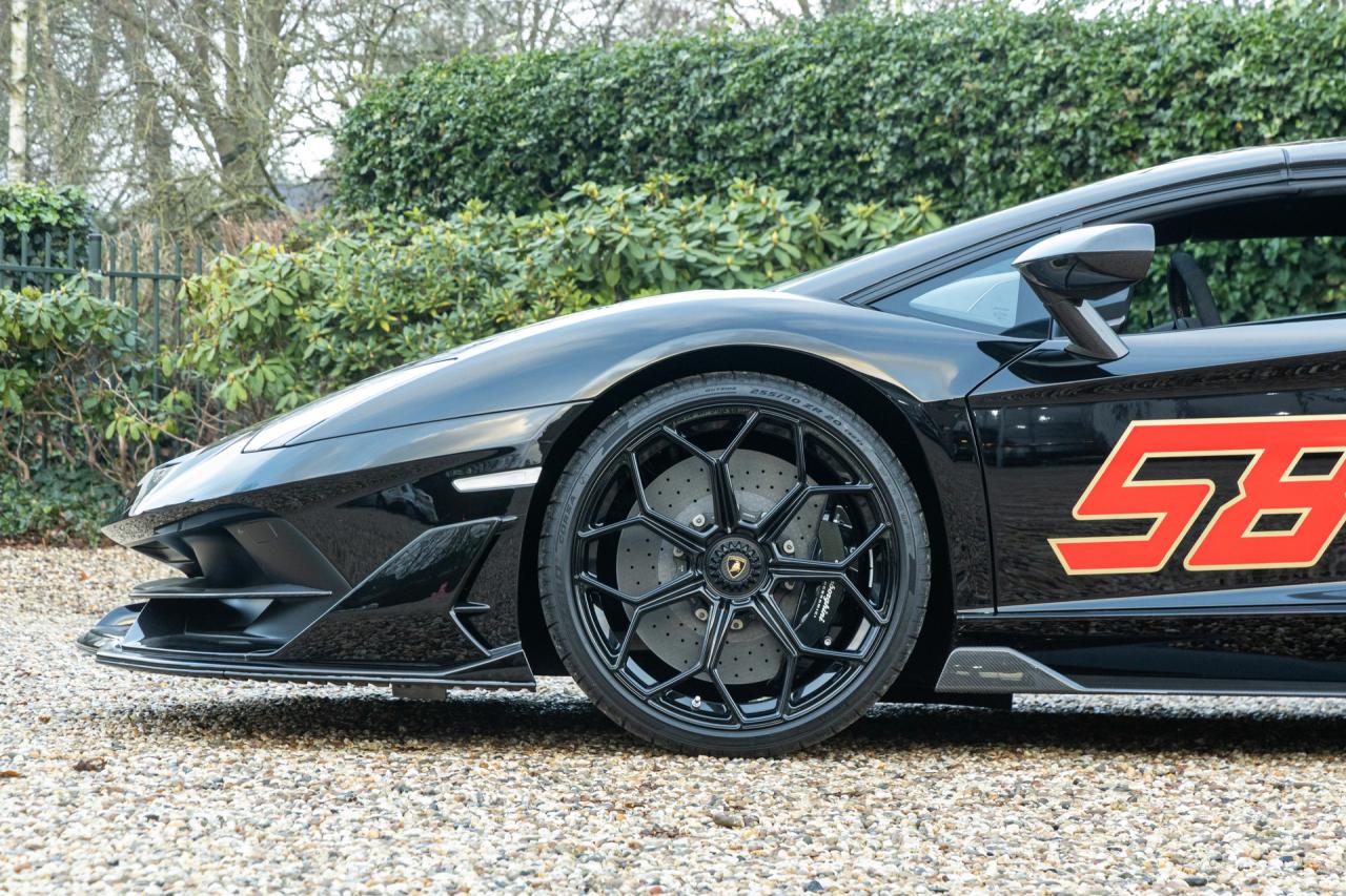 2020 Lamborghini Aventador SVJ Roadster &ldquo;Ad Personam&rdquo;