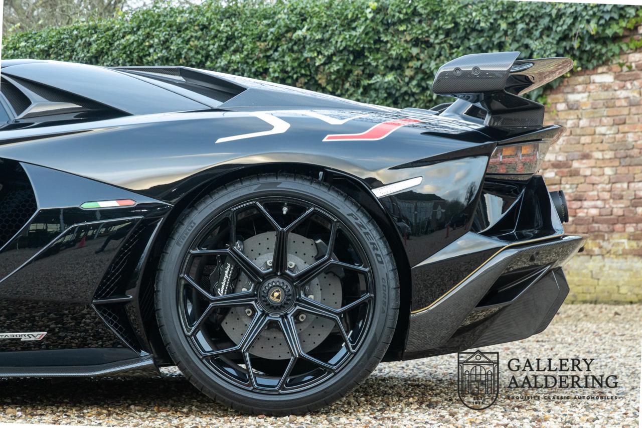 2020 Lamborghini Aventador SVJ Roadster &ldquo;Ad Personam&rdquo;