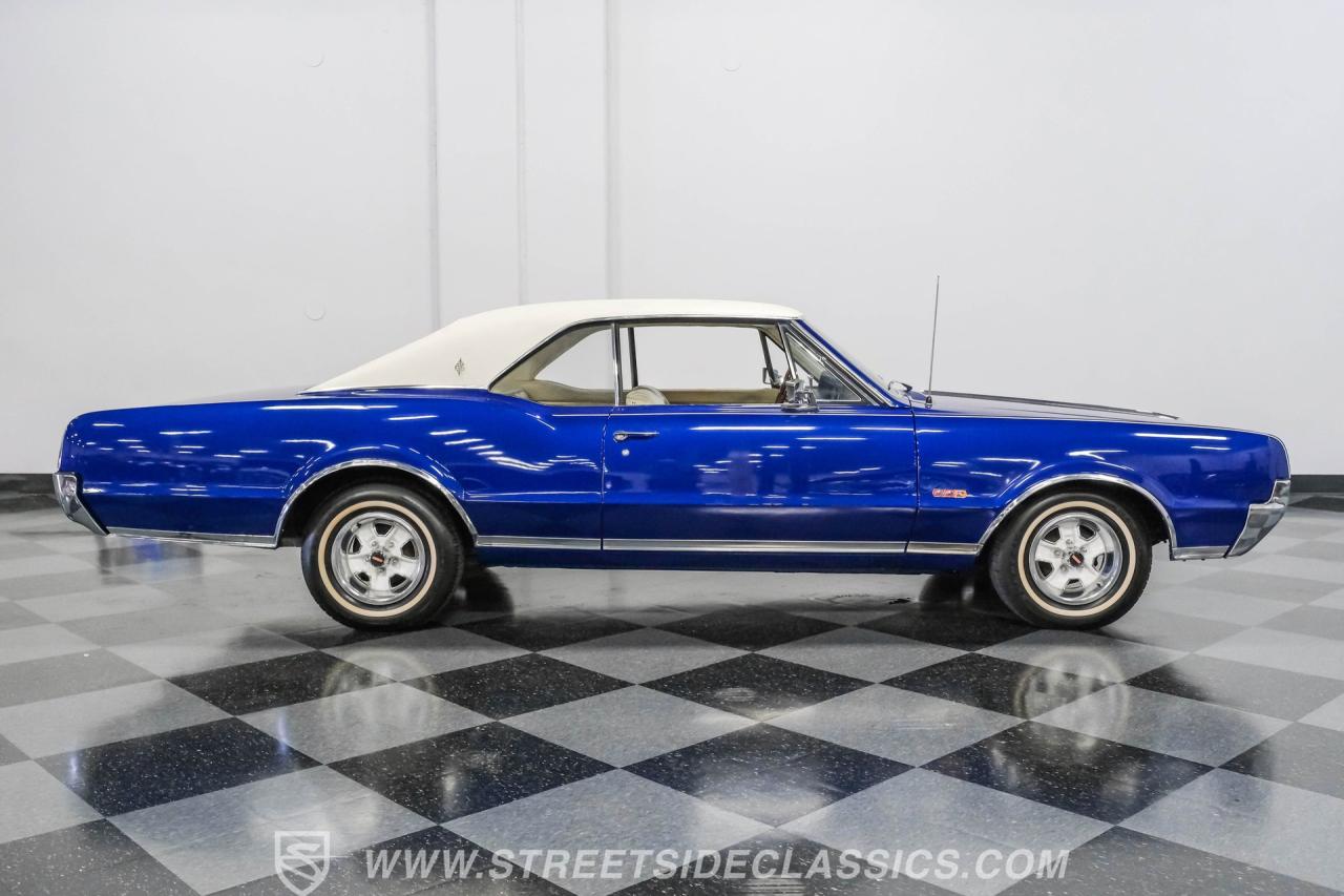 1967 Oldsmobile Cutlass 442 Tribute