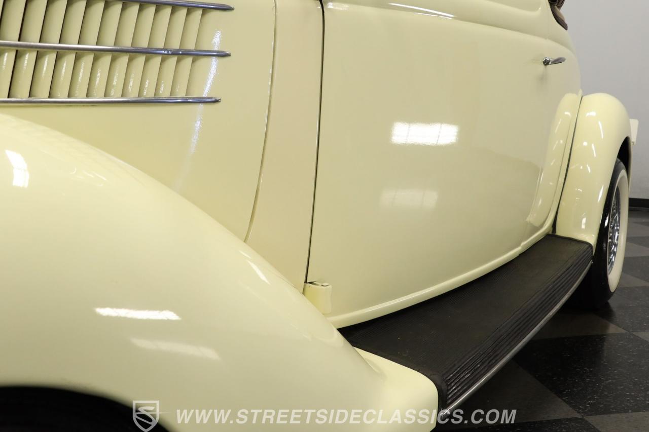 1936 Ford Cabriolet Rumble Seat