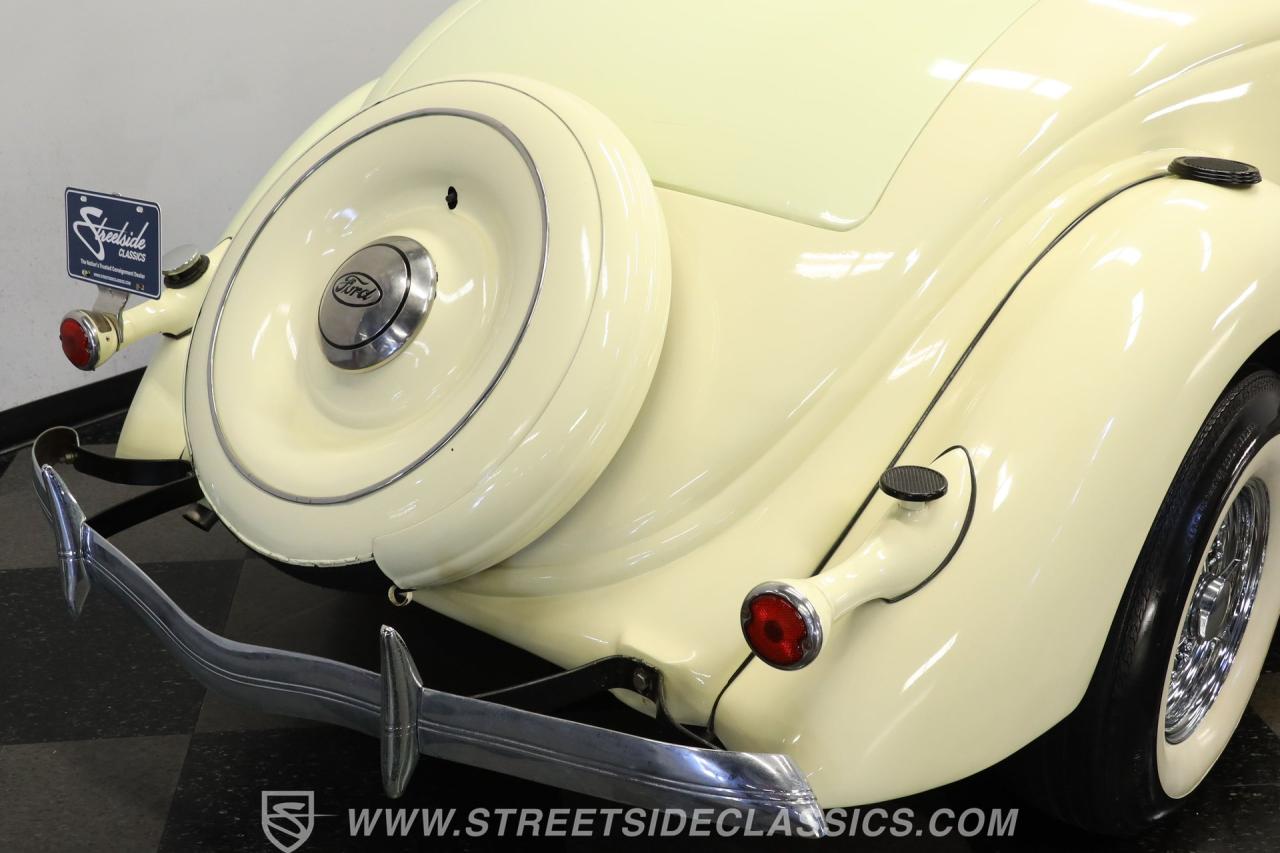 1936 Ford Cabriolet Rumble Seat