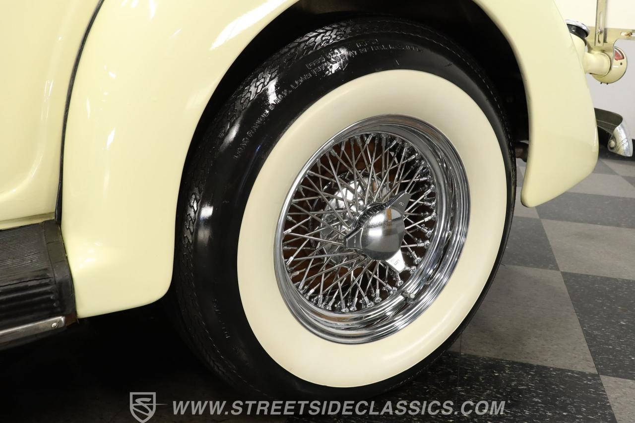 1936 Ford Cabriolet Rumble Seat