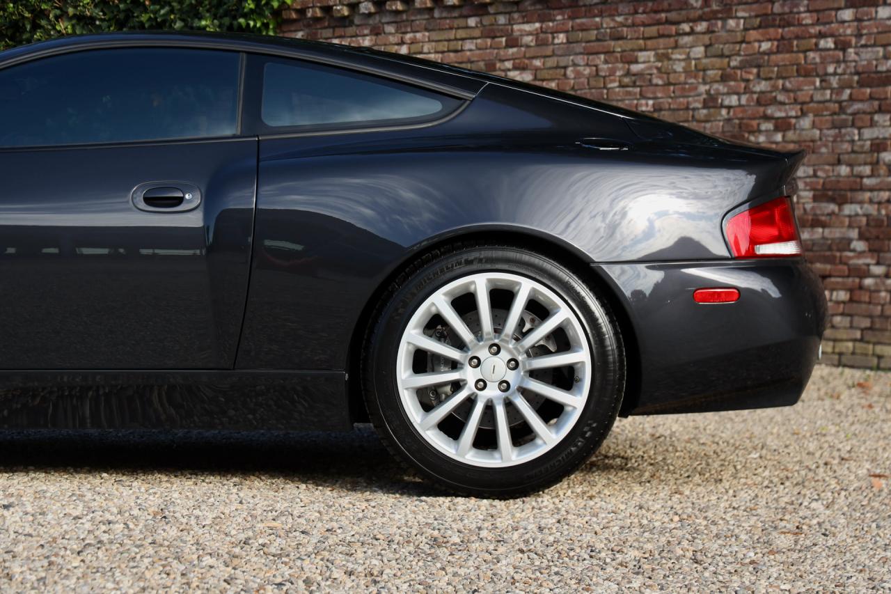 2003 Aston Martin Vanquish 5.9 V12 &ldquo;11.800 Miles&rdquo;