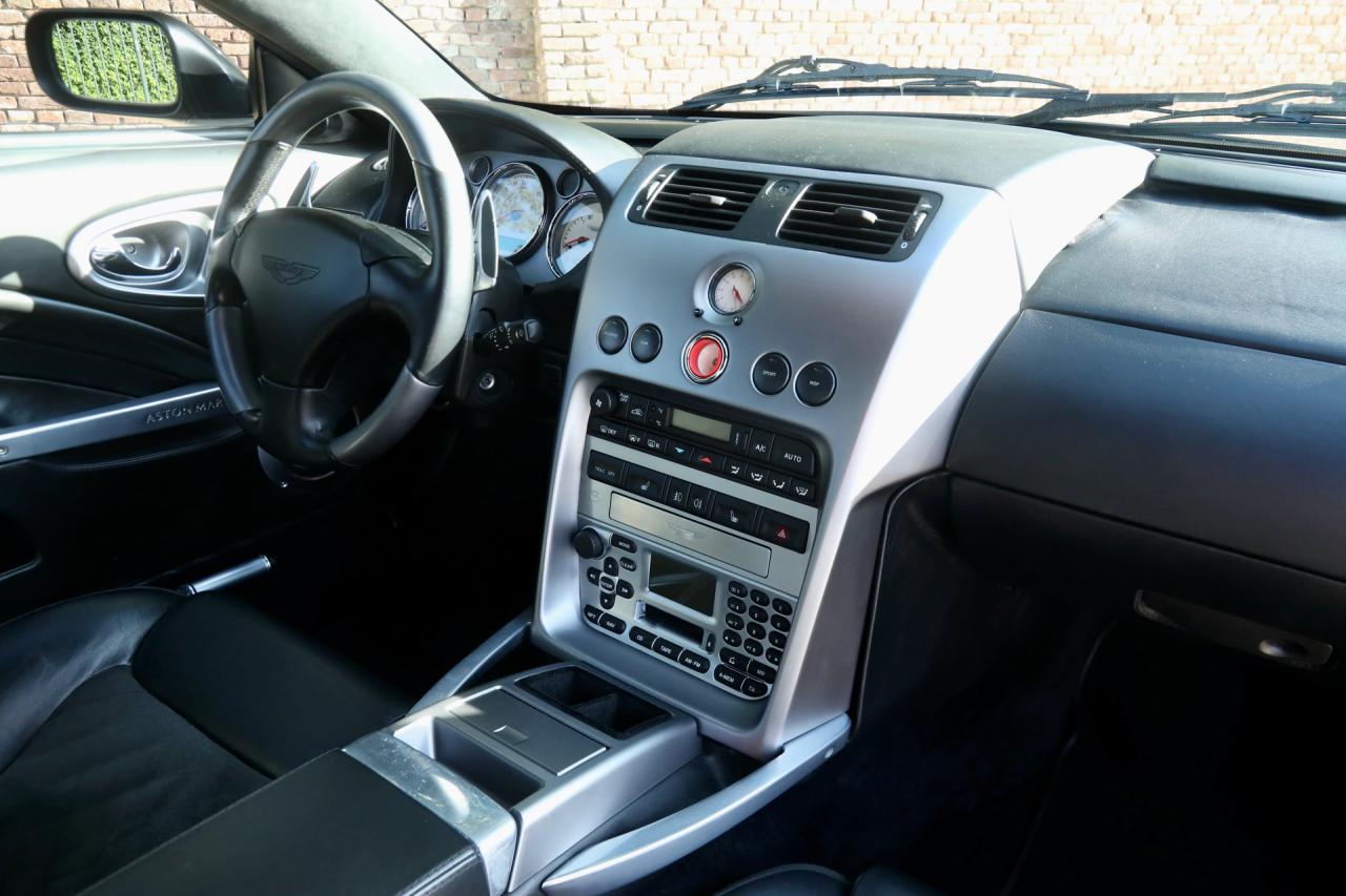 2003 Aston Martin Vanquish 5.9 V12 &ldquo;11.800 Miles&rdquo;