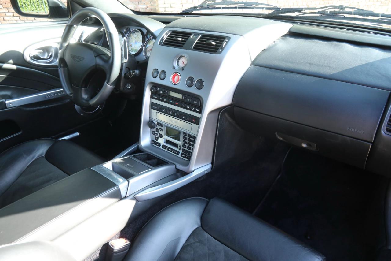 2003 Aston Martin Vanquish 5.9 V12 &ldquo;11.800 Miles&rdquo;