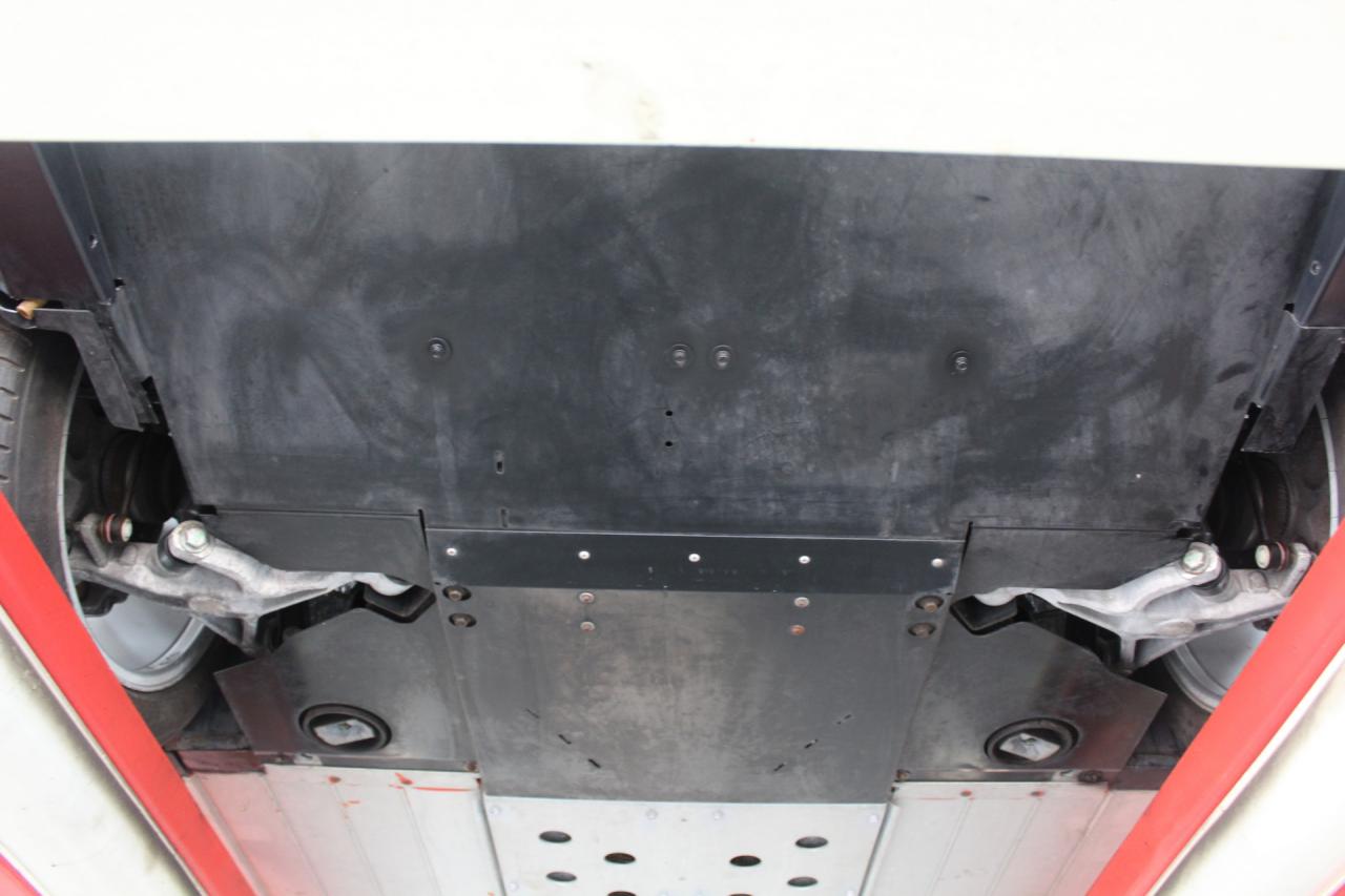 2003 Aston Martin Vanquish 5.9 V12 &ldquo;11.800 Miles&rdquo;