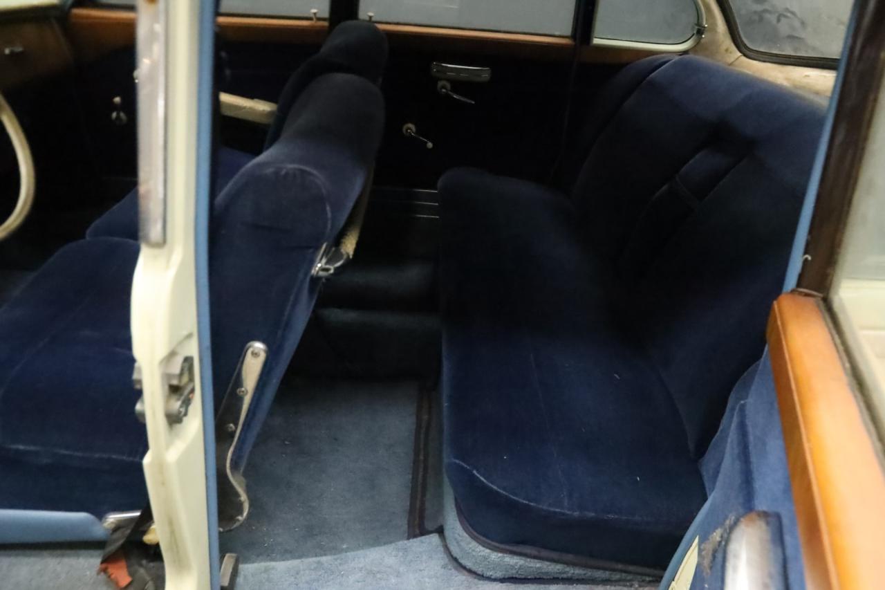 1956 BMW 502 V8 Sedan &ldquo;Barockengel&rdquo; Trade-in-car