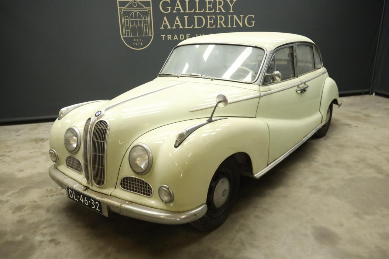 1956 BMW 502 V8 Sedan &ldquo;Barockengel&rdquo; Trade-in-car