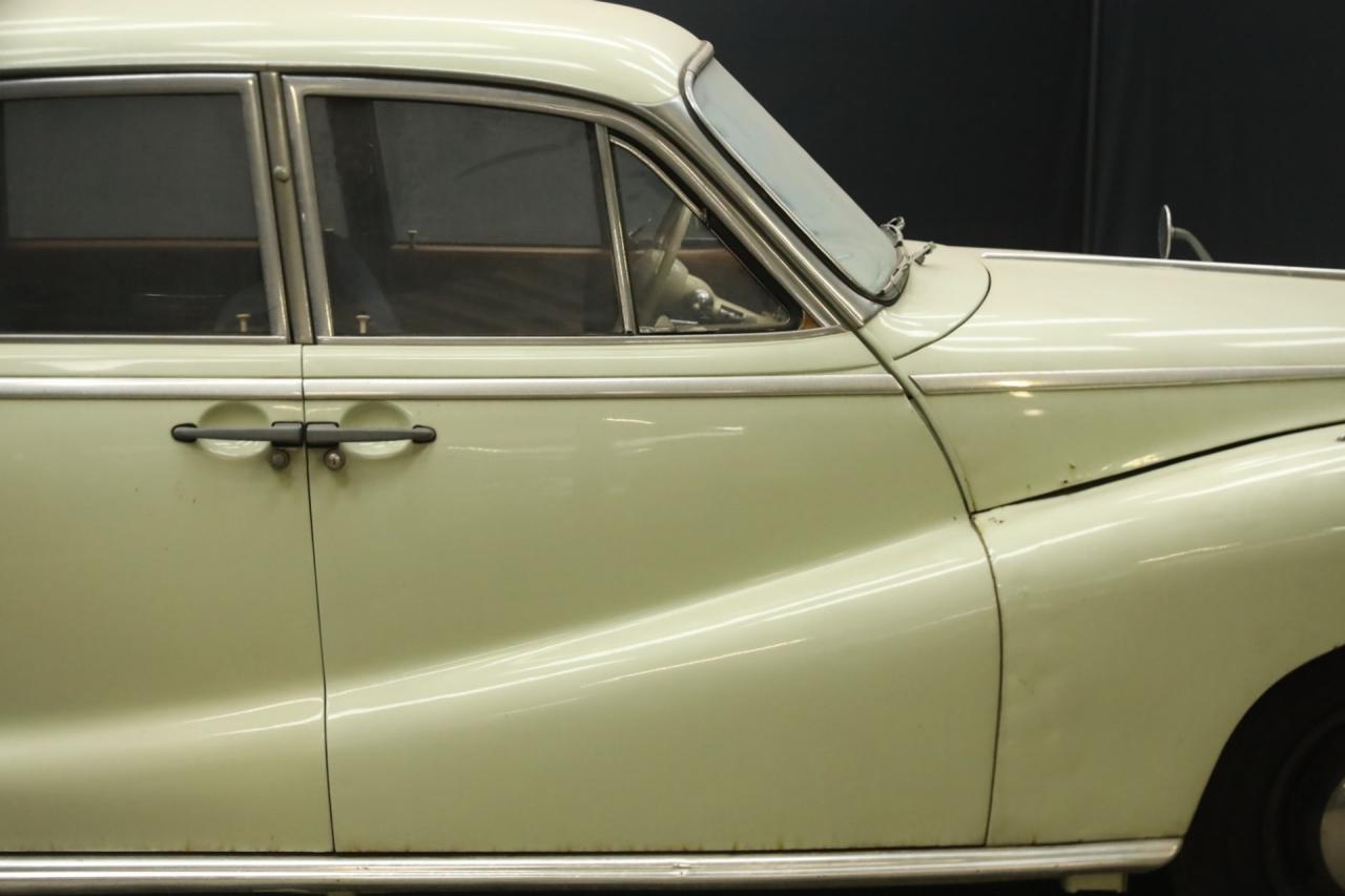 1956 BMW 502 V8 Sedan &ldquo;Barockengel&rdquo; Trade-in-car