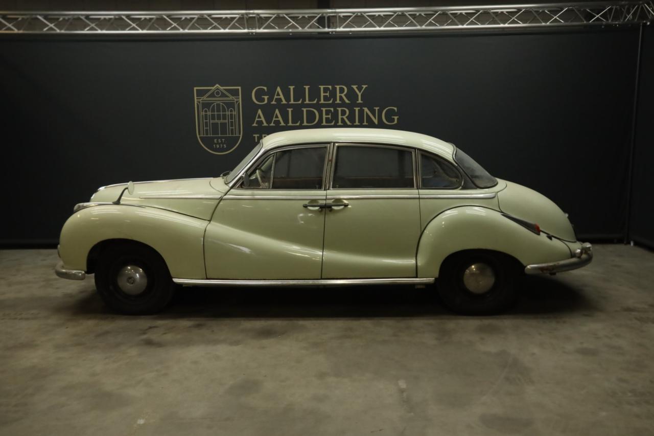 1956 BMW 502 V8 Sedan &ldquo;Barockengel&rdquo; Trade-in-car