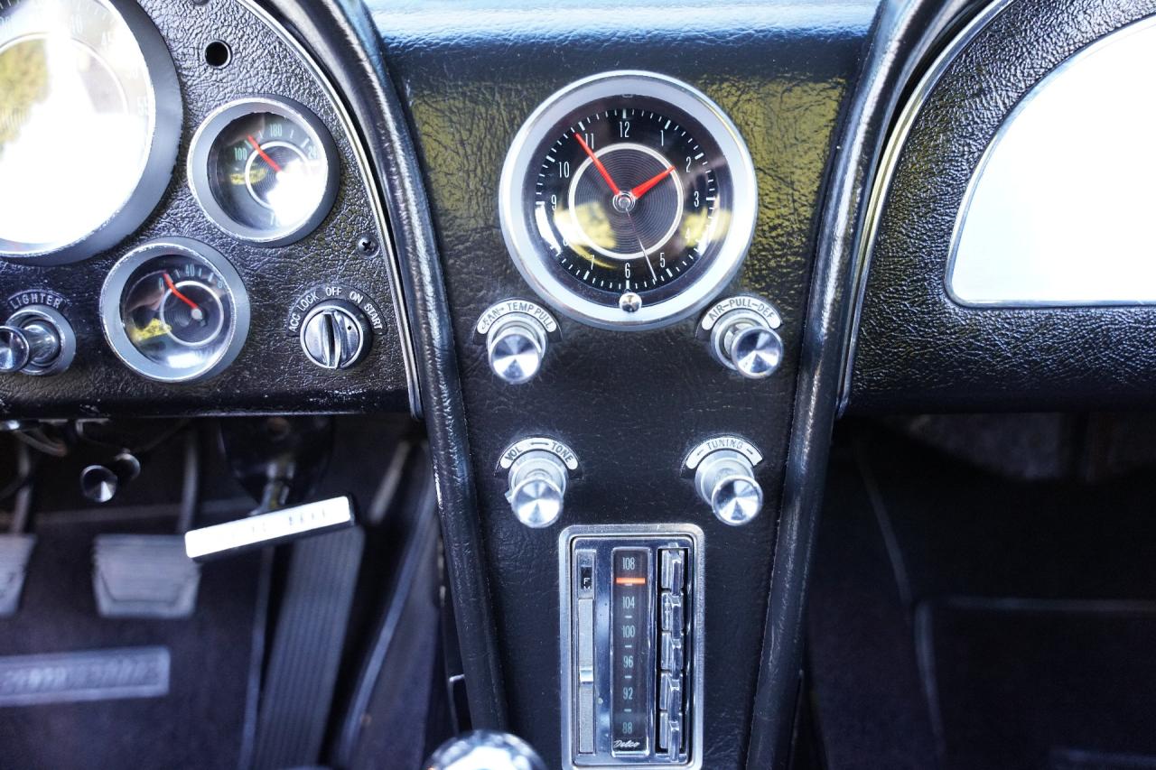 1964 Corvette C2 Sting Ray Coup&eacute;