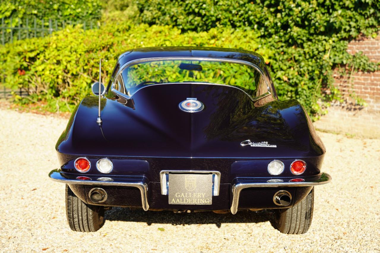1964 Corvette C2 Sting Ray Coup&eacute;