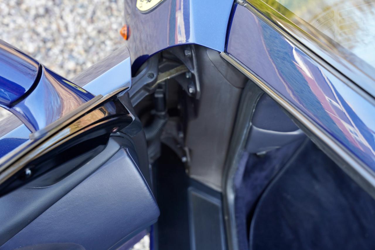 2000 Ferrari F355 Spider F1 &ldquo;15.000 kilometers&rdquo;