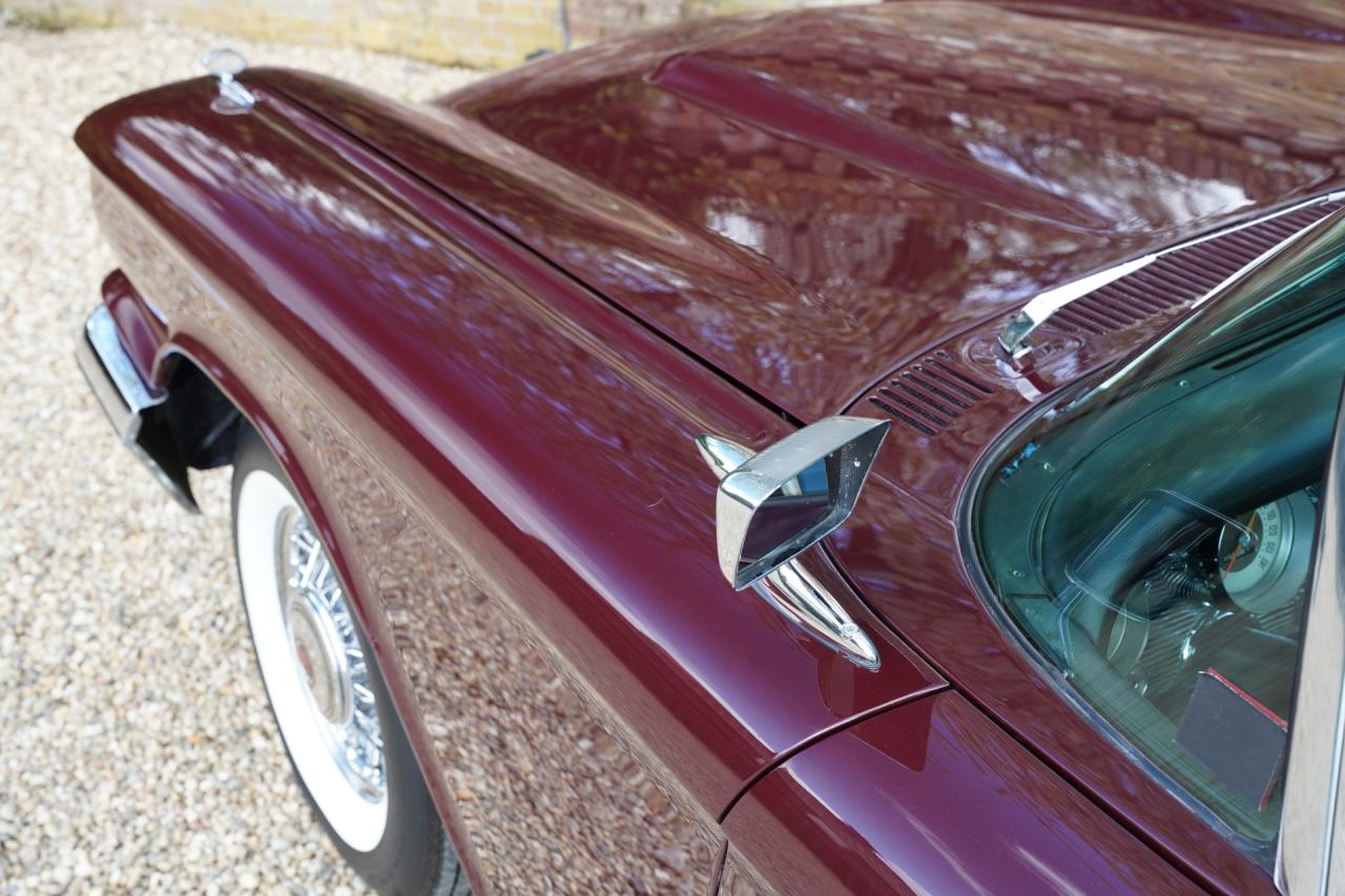 1960 Ford Thunderbird Convertible V8 352 ci