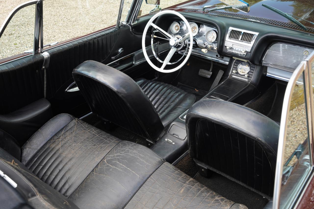1960 Ford Thunderbird Convertible V8 352 ci