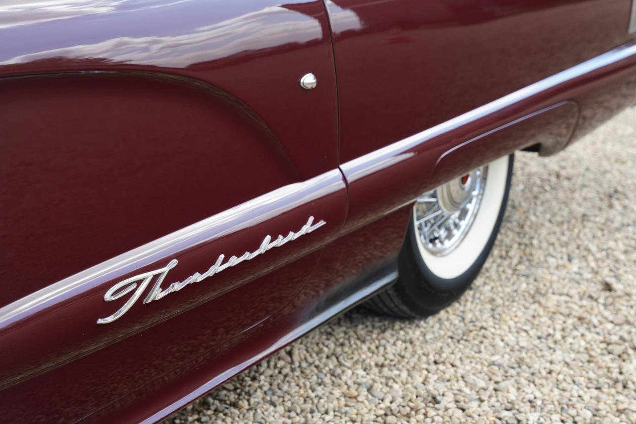 1960 Ford Thunderbird Convertible V8 352 ci