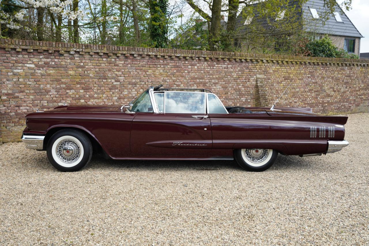 1960 Ford Thunderbird Convertible V8 352 ci