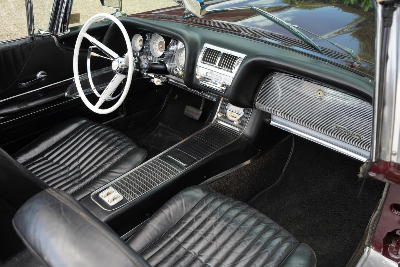 1960 Ford Thunderbird Convertible V8 352 ci
