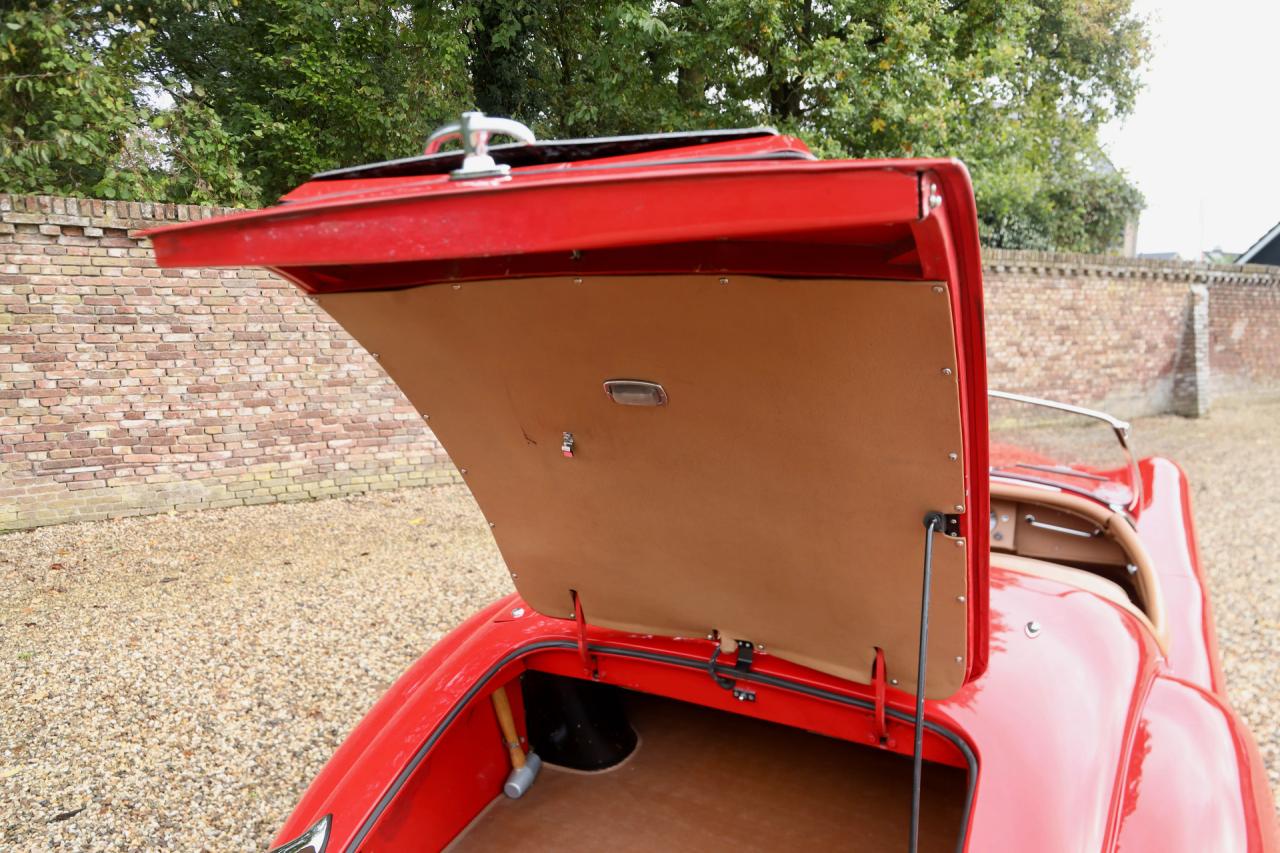 1954 Jaguar XK120 SE OTS &ldquo;Special Equipment&rdquo;