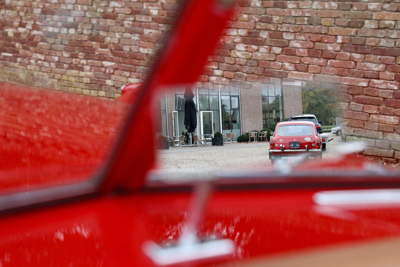 1954 Jaguar XK120 SE OTS &ldquo;Special Equipment&rdquo;